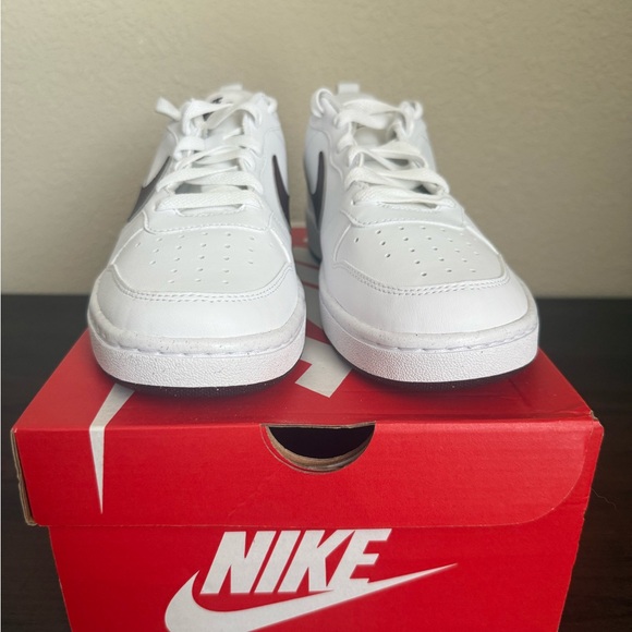 Nike White and Black Sneakers Classic Court Style - Picture 3 of 8